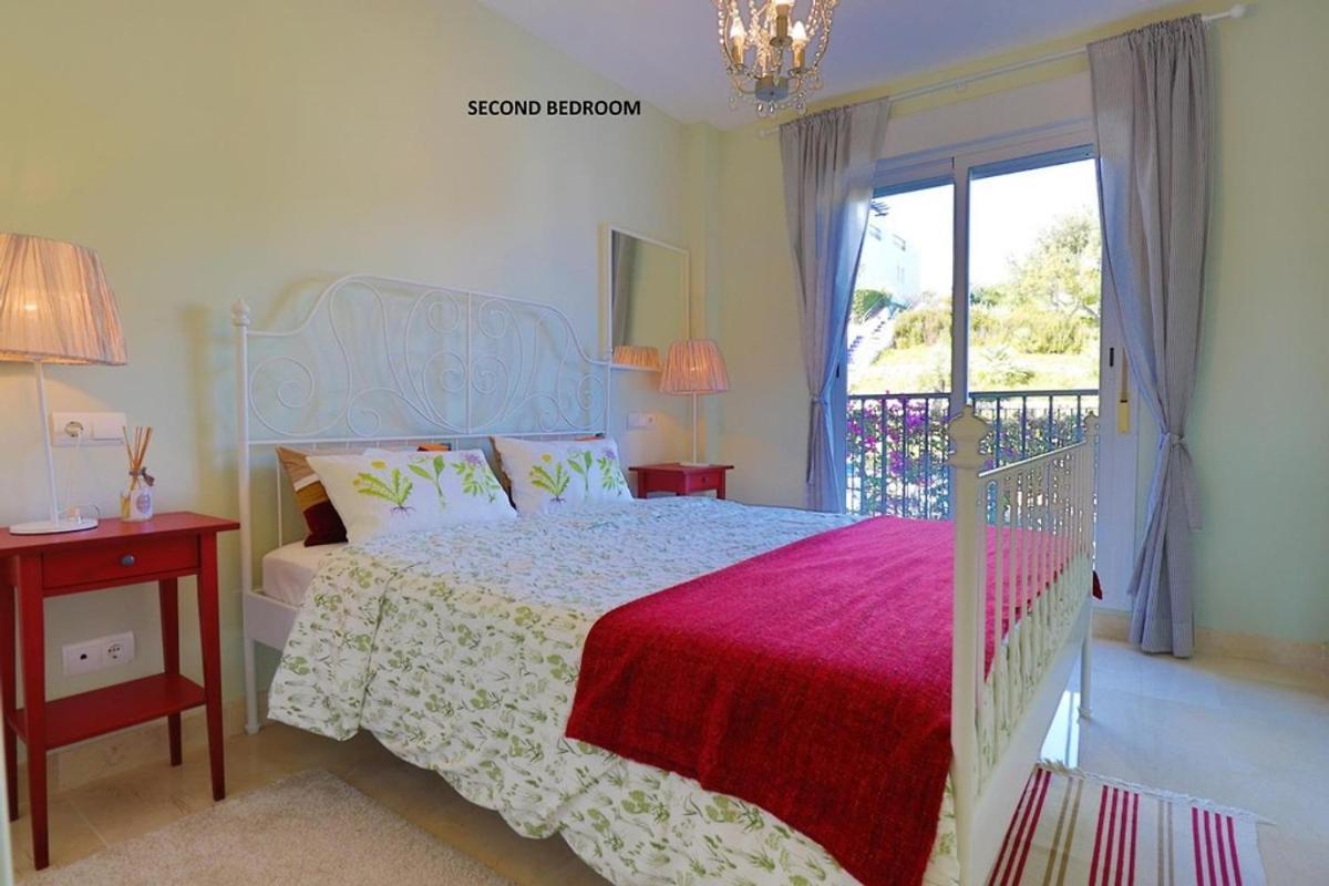 Mirador Marbella Pool Golf Gym Sauna โอเฮน ภายนอก รูปภาพ