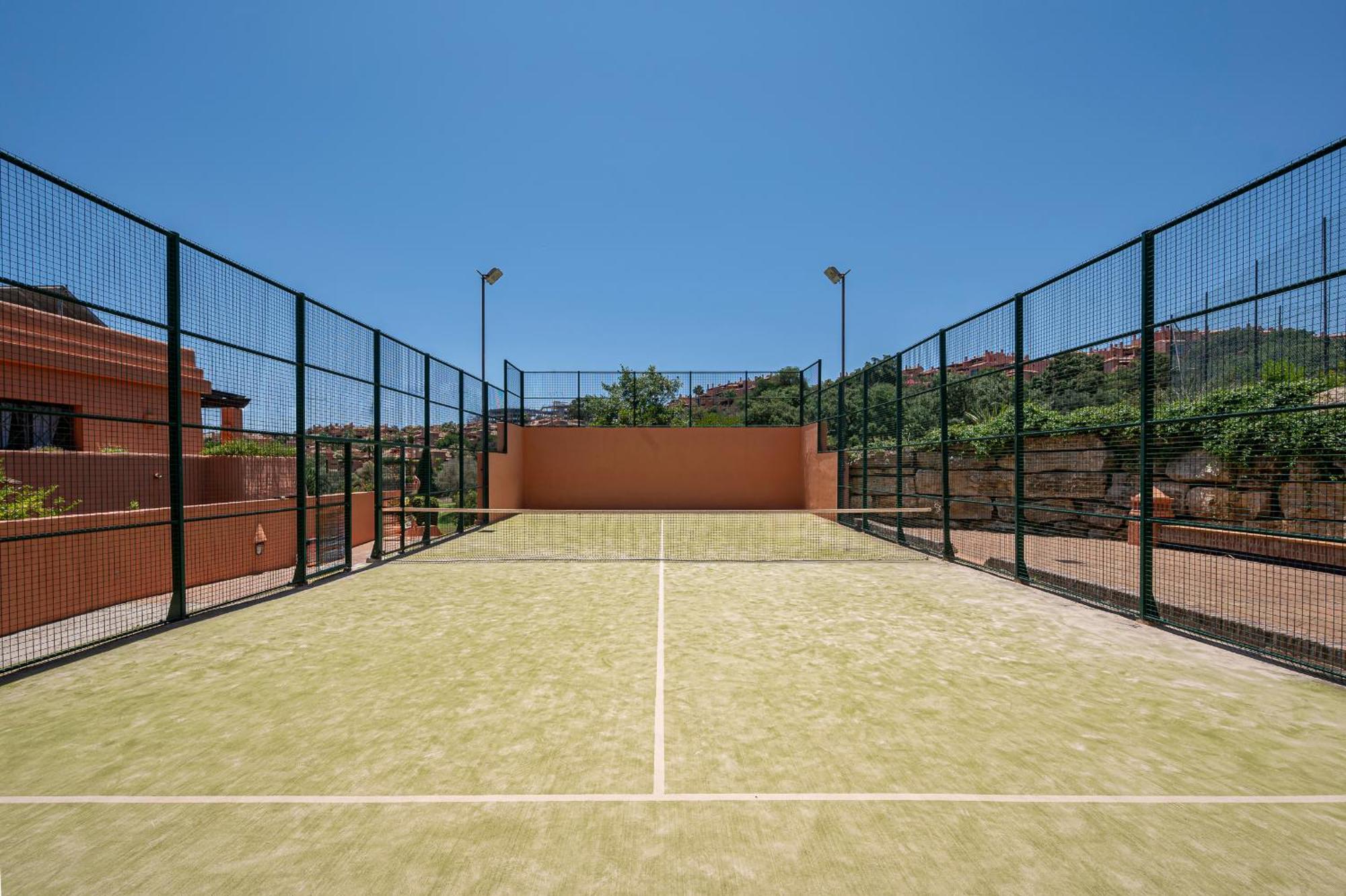 Mirador Marbella Pool Golf Gym Sauna โอเฮน ภายนอก รูปภาพ